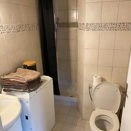 Daire 61 Place Nationale Antibes