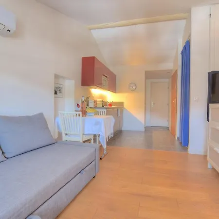 Apartment 61 Place Nationale Antibes
